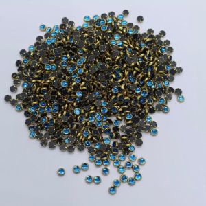 Kundan Stones, 4x4mm, Round, Pack Of 25 Gms, Lite Blue.