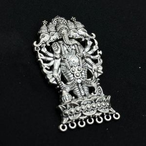 Antique Silver Metal Pendant (Vinayakar)