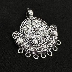 Antique Silver Metal Pendant (Flower)