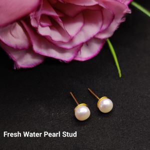 Fresh Water Pearl Stud, Cream 8mm