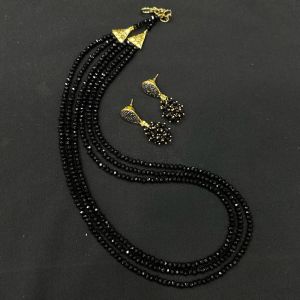 3 ( Layer) Agates Necklace. black