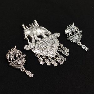 Antique Silver Bhaubali Pendant With Matching Earrings