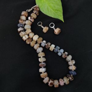 Onyx Necklace (Heavy) With Earrings, Light Brown