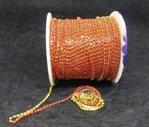Rhinestone Chain, 3mm, Gold tone, RED