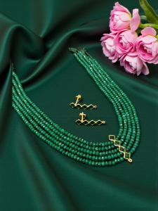 Kundan Pendant with Agate Beads in 5 layers, Green