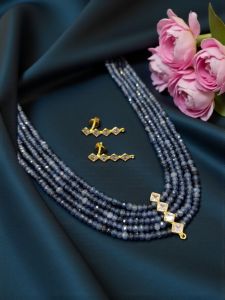 Kundan Pendant with Agate Beads in 5 layers, Bluish Grey