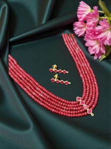 Kundan Pendant with Agate Beads in 5 layers, Peach