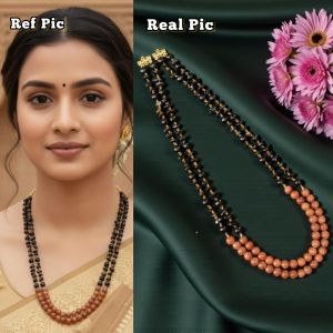 Sandstone Necklace with Black Agate Chip beads in a Golden Finish