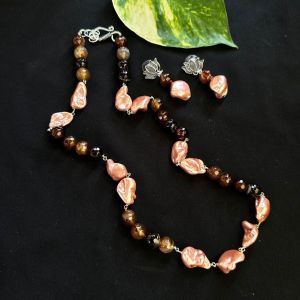 Onyx And Mother Of Pearls, Brown And Peach