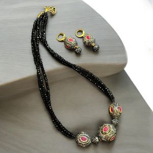 Victorian Spacers With Black Crystals
