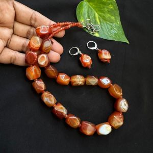 Onyx Tumbles Necklace, Honey Brown