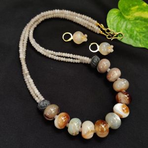 Onyx And Agate Beads Necklace, Light Brown