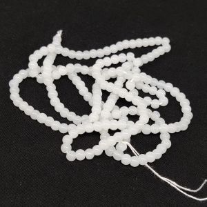Glass beads, Round, Plain, 4mm, White