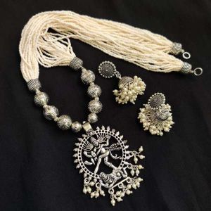 Seed Beads Necklace With German Silver (Nataraja) Pendant, Cream