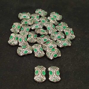 Victorian Beads, Antique Silver, Rectangle (8 Stone), Green