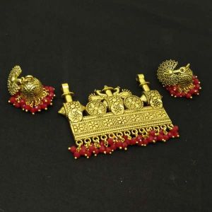 Antique Gold Metal (Wheel) Shape Pendant With Matching Jhumkas, Maroon