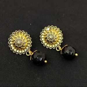 Fashion Earrings - Antique Gold (Round) Stud With Black Agate Beads