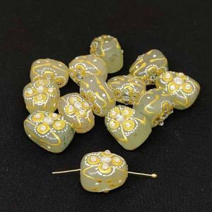 Tanjore Painting On Quartz Tumbles, Half White
