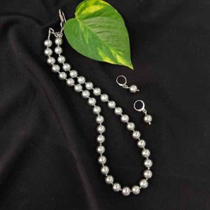 Shell Pearls Necklace With Earrings, Light Grey