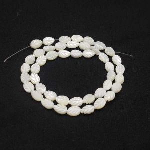 Mother Of Pearls, Leaf Shape, 6x9mm, Cream