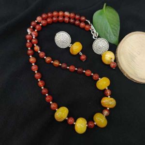 Lace Agate Necklace With Onyx Beads