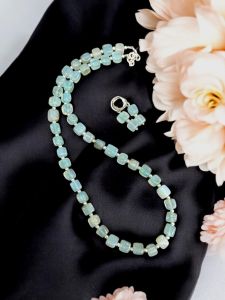 Onyx Plain Necklace Light Blue