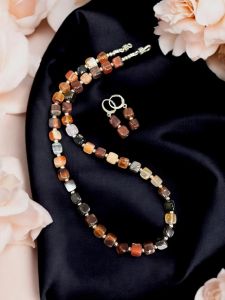 Onyx Plain Necklace Brown Double Shades