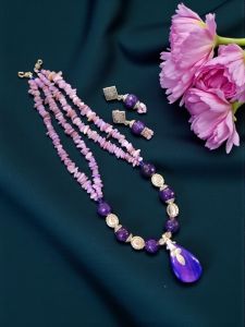 Lace Agate pendant with matching onyx Beads, Purple