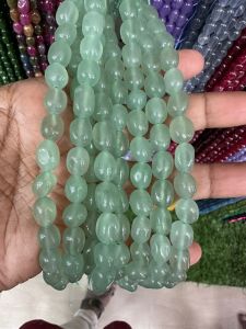 Natural Quartz Beads, (Oval), 8x10mm, Light Pista Green