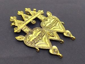 Antique Gold metal pendant, Heart Shape