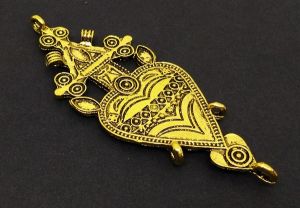 Antique Gold metal pendant, Heart Shape