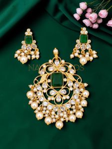 Polki Pendants With Earrings, Dark Green