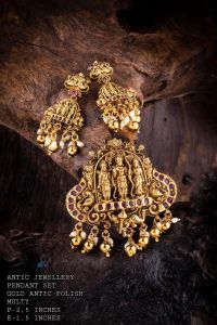  Antique Ramar pendant set