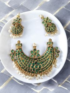 Kemp Pendant with Jhumkas, Green