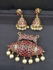 Kemp Pendant with Jhumkas
