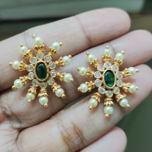 Matt Finish Stud, Green And White Stone