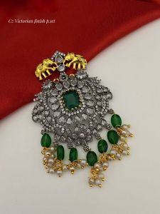  Victorian pendant ,Elephant(Green)