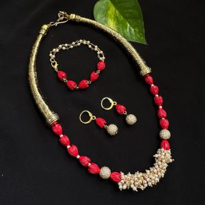 Coral tulips necklace with metal tubes.