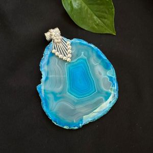 Agate discount slice necklace