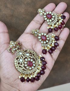 Victorian Pendent With Earrings,Maroon