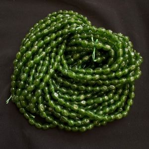 Natural Quartz Beads, (Oval), 7x9mm, Olive Green