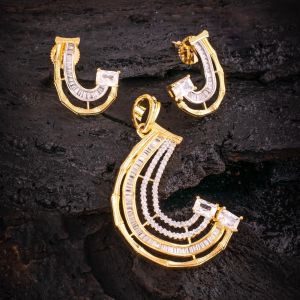 CZ stone pendant set with Earrings, White