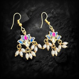 Green Crystal With Gold Spacers Earings