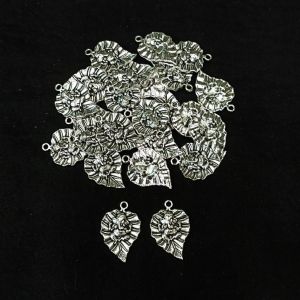 Antique Silver Charms ,Ganesh, Pack Of 25 Grams