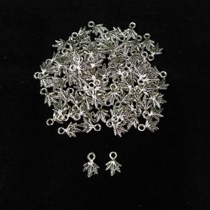 Antique Silver Charms ,Maple Leaf, Pack Of 25 Grams