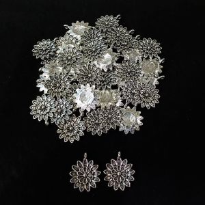 Antique Silver Charms ,Flower , Pack Of 25 Grams