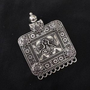 Antique Silver Metal Pendant 
