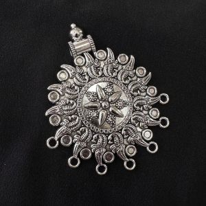 Antique Silver Metal Pendant 