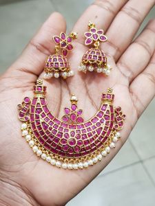 Kemp Pendant with Jhumkas,Pink