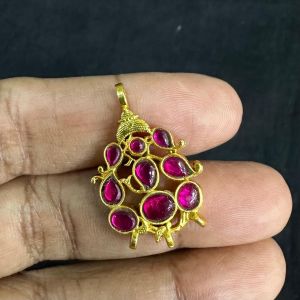Jadau Ganesha Pendant, Pink 